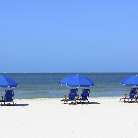 Estero Island Apartment With Boat Dock Fort Myers Beach Exterior photo