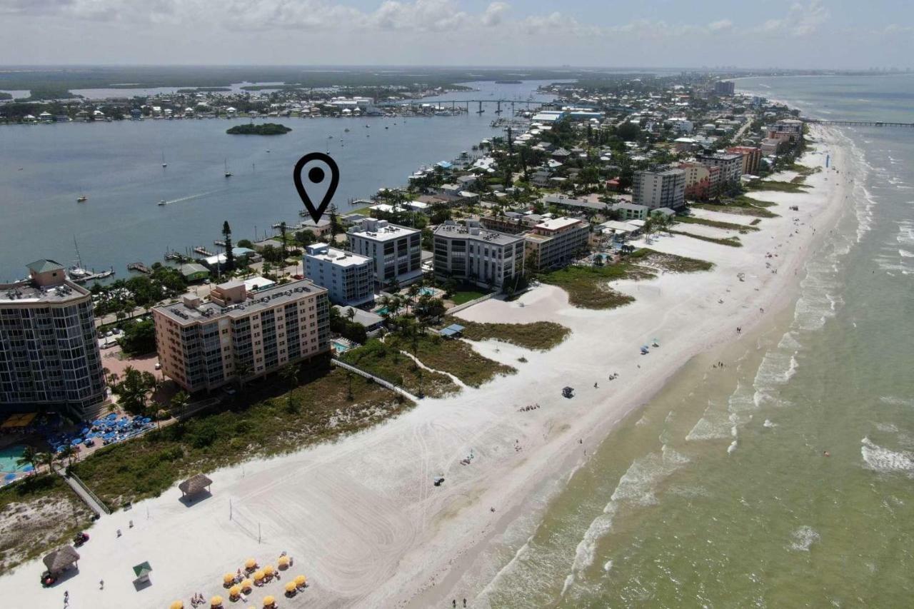 Estero Island Apartment With Boat Dock Fort Myers Beach Exterior photo