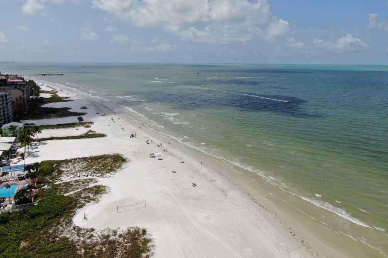 Estero Island Apartment With Boat Dock Fort Myers Beach Exterior photo